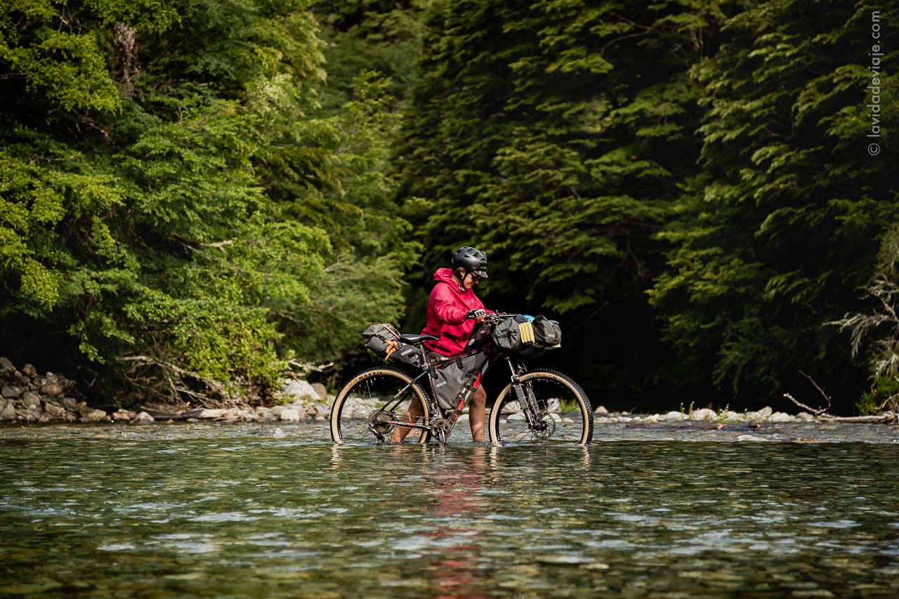 PN LANIN en bicicleta